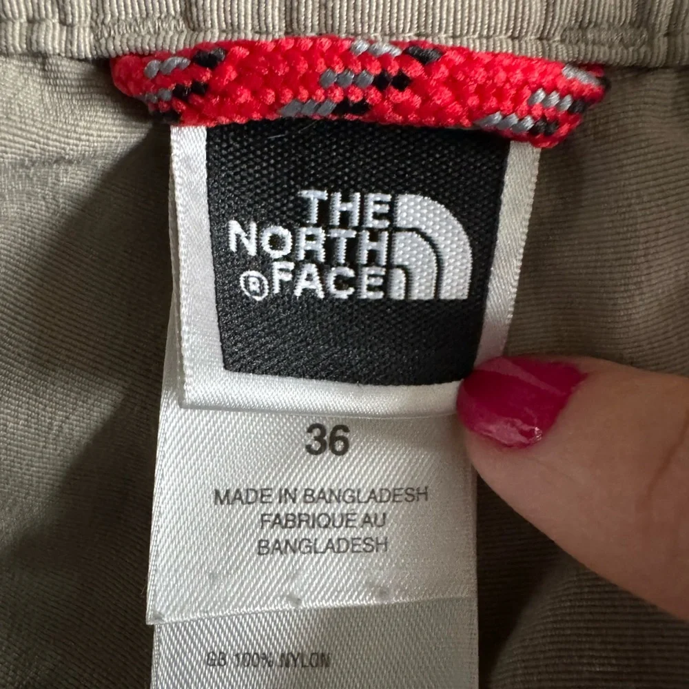 The North Face Hiking Pants Khaki Nylon Cargo Utility Outdoor Size 36